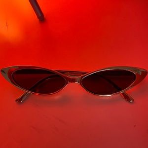 Cat eye sunglasses